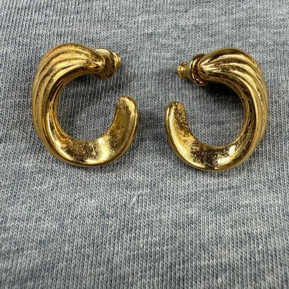Vintage Gold-Tone Textured Hoop Earrings By Monet Pierced Post Women Jewelry - Picture 2 of 16